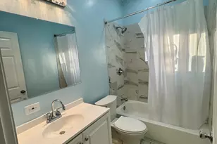 13226 S Houston Ave, Chicago, IL 60633 - Photo 9