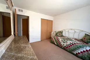 752 S Parkside Dr, Round Lake, IL 60073 - Photo 13