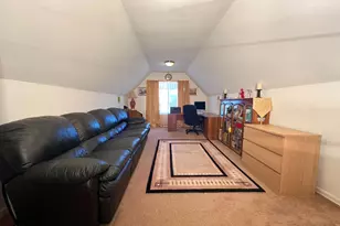 752 S Parkside Dr, Round Lake, IL 60073 - Photo 21