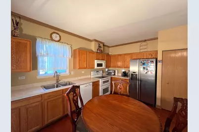 752 S Parkside Drive, Round Lake, IL 60073 - Photo 29