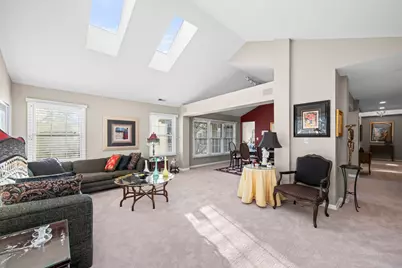 102 Yale Court, Glenview, IL 60026 - Photo 3