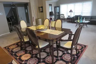 102 Yale Ct, Glenview, IL 60026 - Photo 5