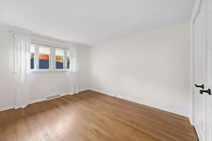 1340 Oak St, Western Springs, IL 60558 - Photo 11