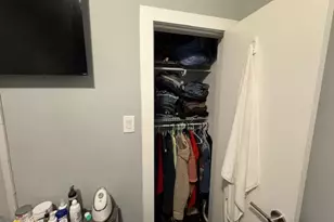 1431 N Springfield Ave, Chicago, IL 60651 - Photo 13