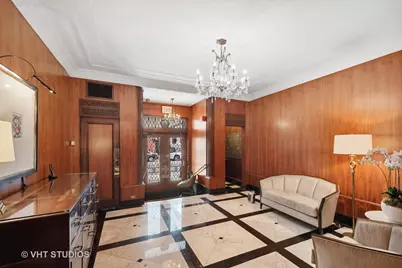 73 E Elm Street #3A, Chicago, IL 60611 - Photo 3