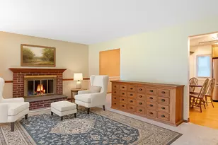 3S240 Burr Oak Dr, Glen Ellyn, IL 60137 - Photo 3