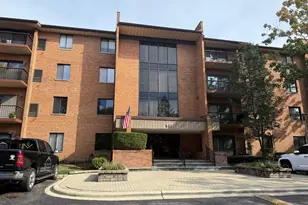 801 79th St, Darien, IL 60561 - Photo 1