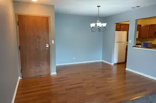 801 79th St, Darien, IL 60561 - Photo 3