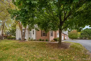 332 Wolcott Ln, Batavia, IL 60510 - Photo 3