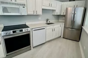 211 E Ohio St, Chicago, IL 60611 - Photo 3