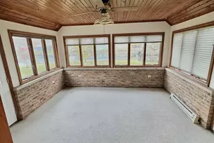 304 N Chaucer Blvd, Monticello, IL 61856 - Photo 17