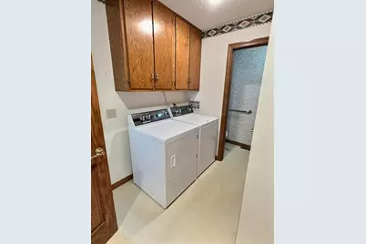 304 N Chaucer Boulevard, Monticello, IL 61856 - Photo 15