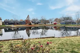 304 N Chaucer Blvd, Monticello, IL 61856 - Photo 5