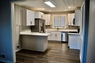 110 W 12th Ave, Naperville, IL 60563 - Photo 7