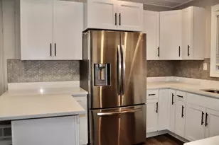 110 W 12th Ave, Naperville, IL 60563 - Photo 9