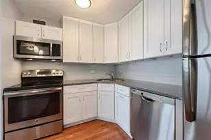 1636 N Wells St, Chicago, IL 60614 - Photo 11