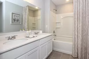 403 Comstock Rd, South Elgin, IL 60177 - Photo 21