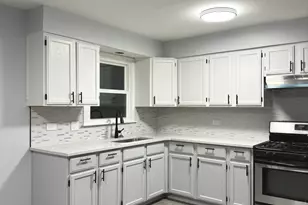 82 Luella Ave, Calumet City, IL 60409 - Photo 11