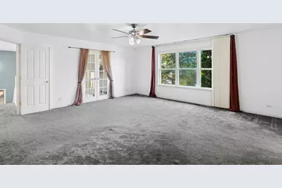 1534 S Falcon Drive, Libertyville, IL 60048 - Photo 11