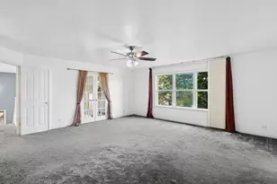 1534 S Falcon Dr, Libertyville, IL 60048 - Photo 11