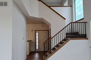 283 Camel Bend Ct, Schaumburg, IL 60194 - Photo 5