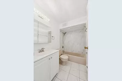 20 N Tower Road #12L, Oak Brook, IL 60523 - Photo 5