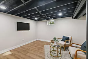 241 N Hamlin Ave, Park Ridge, IL 60068 - Photo 35