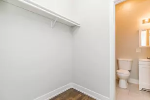 2228 W Cermak Rd, Chicago, IL 60608 - Photo 21