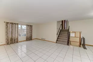 870 Longford Dr, Roselle, IL 60172 - Photo 13