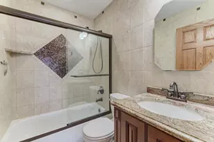 870 Longford Dr, Roselle, IL 60172 - Photo 25