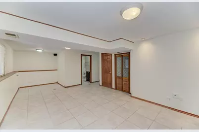 870 Longford Drive, Roselle, IL 60172 - Photo 31