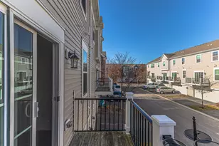 877 Lewisburg Ln, Aurora, IL 60504 - Photo 23