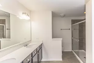 877 Lewisburg Ln, Aurora, IL 60504 - Photo 15