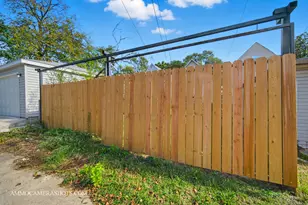 9342 S Crandon Ave, Chicago, IL 60617 - Photo 29