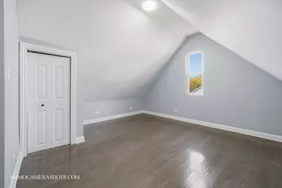 9342 S Crandon Avenue, Chicago, IL 60617 - Photo 21