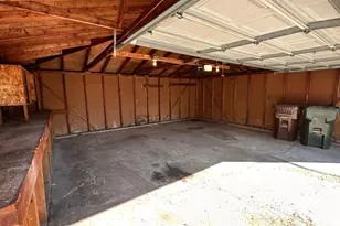 231 E Tulip Dr, Glenwood, IL 60425 - Photo 17