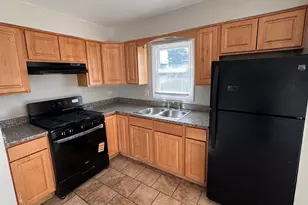 1325 E 168th Pl, South Holland, IL 60473 - Photo 3