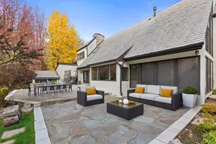 12 Rock Ridge Rd, Barrington Hills, IL 60010 - Photo 3