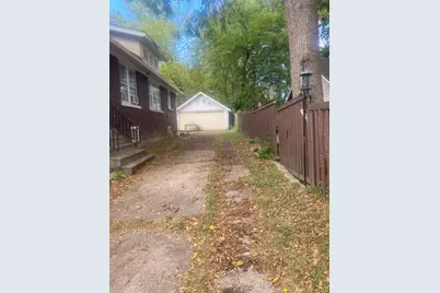2213 Mulberry Street, Rockford, IL 61101 - Photo 3
