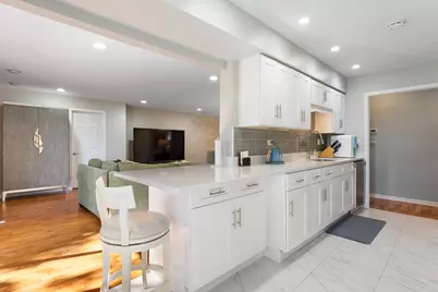 3810 S Mission Hills Road #204, Northbrook, IL 60062 - Photo 7