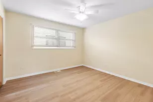 6617 N Northwest Hwy, Chicago, IL 60631 - Photo 9