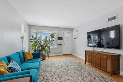 5040 N Moody Avenue, Chicago, IL 60630 - Photo 5