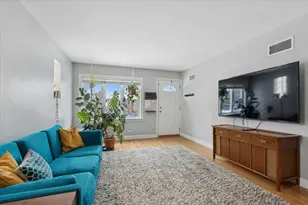 5040 N Moody Ave, Chicago, IL 60630 - Photo 5