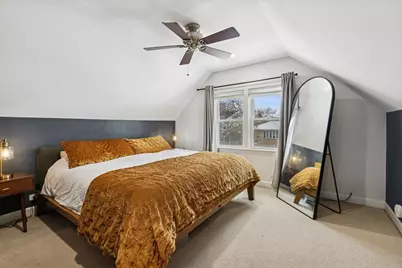 5040 N Moody Avenue, Chicago, IL 60630 - Photo 11