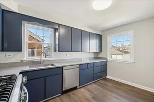 1722 N 74th Ct, Elmwood Park, IL 60707 - Photo 13