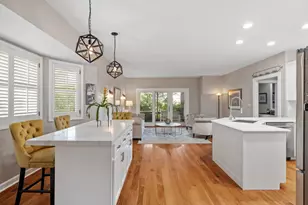 55 Chesterfield Ct, Burr Ridge, IL 60522 - Photo 11