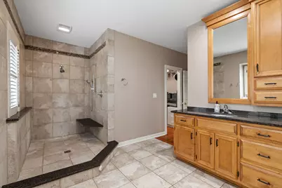 55 Chesterfield Court, Burr Ridge, IL 60522 - Photo 19