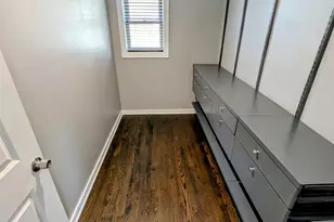 6005 W Waveland Ave, Chicago, IL 60634 - Photo 19