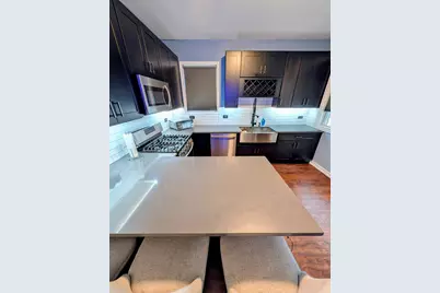 6005 W Waveland Avenue, Chicago, IL 60634 - Photo 5