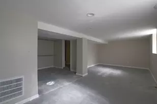 572 Douglas Ave, Calumet City, IL 60409 - Photo 33